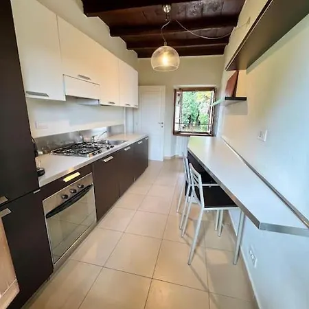 Charming In Private Park Near Crystal-clear Monate Apartamento *