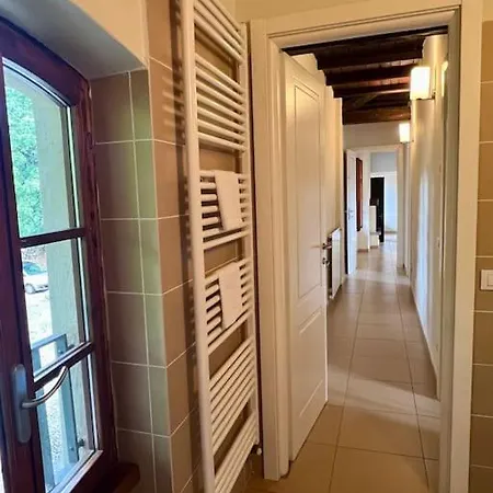 Apartamento Charming In Private Park Near Crystal-clear Monate Travedona